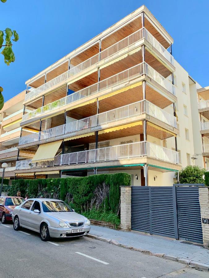 Apartamento - Wifi Free - Piscina - 50 M Playa Салоу Екстер'єр фото